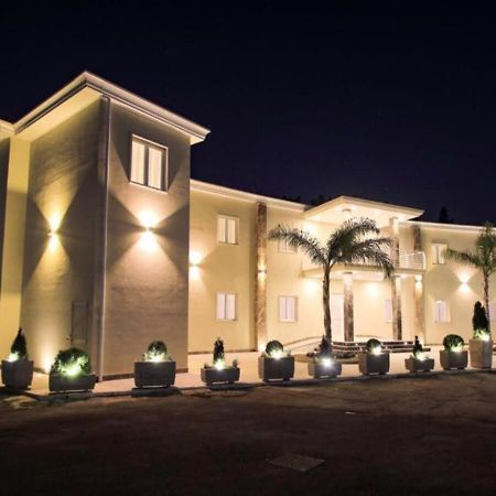 Hotel Holiday Foggia Extérieur photo